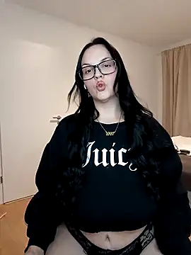 Jujuicy 97 online show from 10-07-25, 05:21