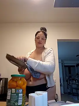 Jujuicy 97 online show from 11-14-25, 08:29