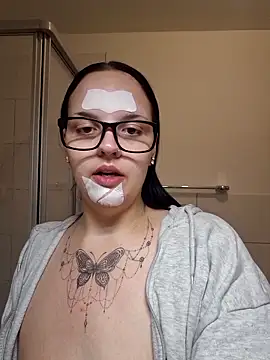 Jujuicy 97 online show from 04-07-26, 08:09