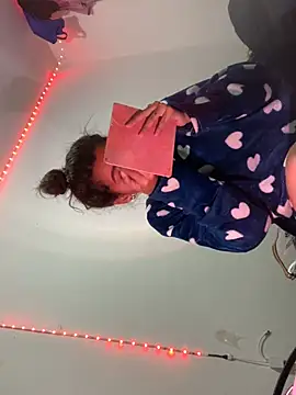 Bunny bel online show from 02-10-25, 04:30