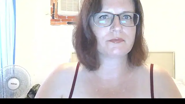 CrimsonMistress online show from 03-19-26, 10:47