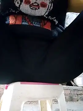 JasminePham online show from 12-24-24, 07:39