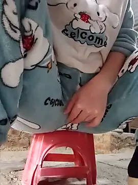 JasminePham online show from 12-31-24, 07:10