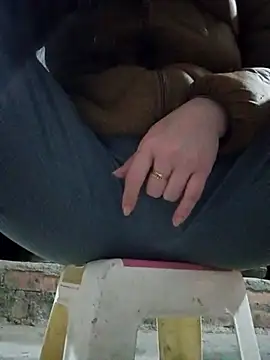 JasminePham online show from 03-22-25, 12:06