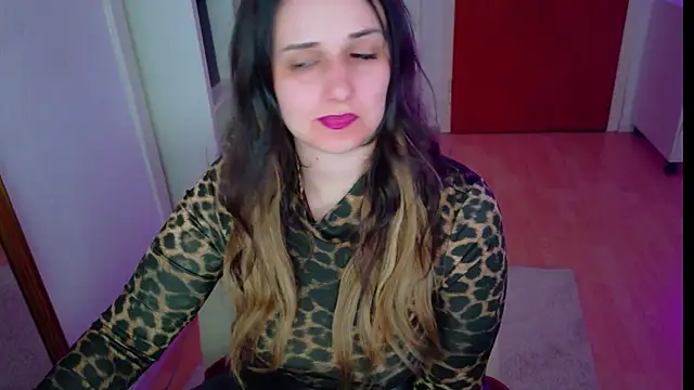 Snapshot of jenna-sxy19 chatting on 10-05-25, 04:27 jenna-sxy19 online show from 10-05-25, 04:27