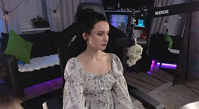 KiraLiLime online show from 03-08-26, 10:02