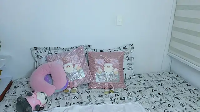 Lorenne Miller online show from 12-18-24, 10:24