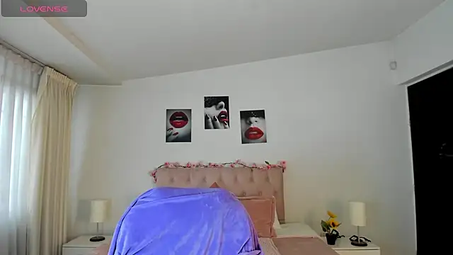  Charlotte evans 1 online show from 01-12-25, 08:36