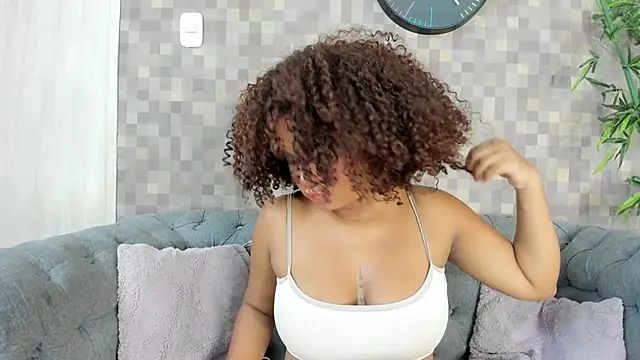 nataly velez online show from 11-03-25, 07:15