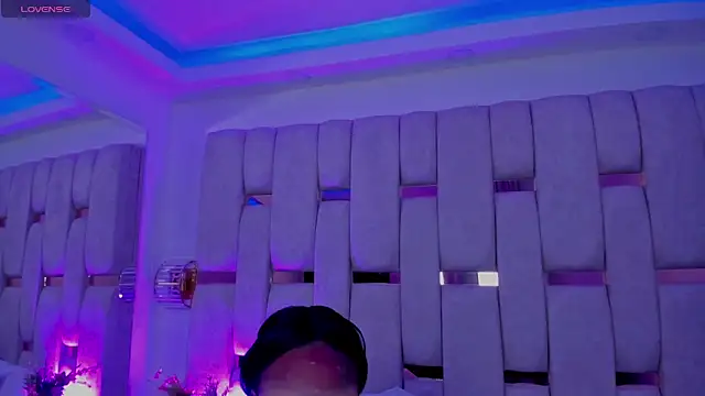 mia schwarz online show from 03-18-26, 09:40