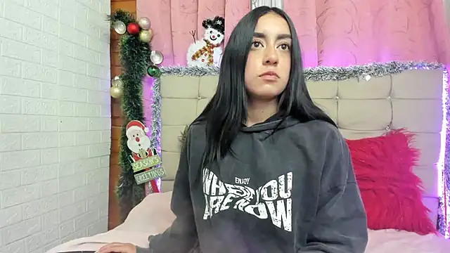 Snapshot of andy_turner chatting on 12-15-24, 07:10 andy turner online show from 12-15-24, 07:10