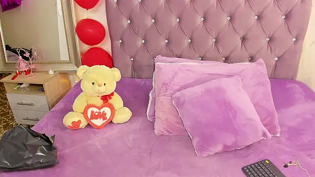 Kharla Marin online show from 03-09-25, 02:50