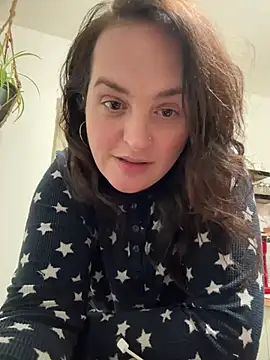 Quinnrose0420 online show from 02-25-25, 06:03