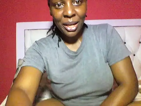 Snapshot of Sweet-piie chatting on 10-12-25, 06:18 Sweet-piie online show from 10-12-25, 06:18