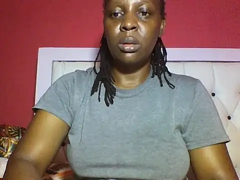 Snapshot of Sweet-piie chatting on 11-22-25, 09:41 Sweet-piie online show from 11-22-25, 09:41