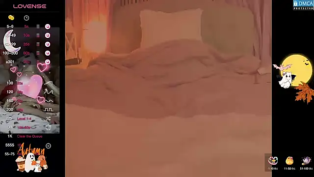 Snapshot of Blondecandie chatting on 09-27-25, 04:56 Blondecandie online show from 09-27-25, 04:56