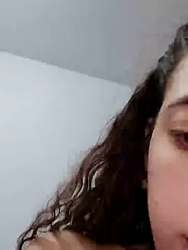 Snapshot of Sweet-diamondxxx chatting on 12-07-24, 02:24 Sweet-diamondxxx online show from 12-07-24, 02:24