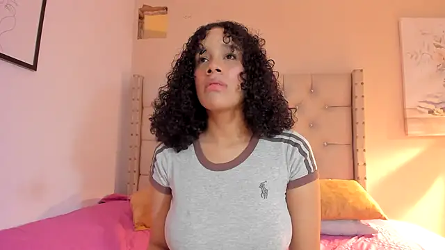 vanesasexyhot21 online show from 02-10-26, 02:15