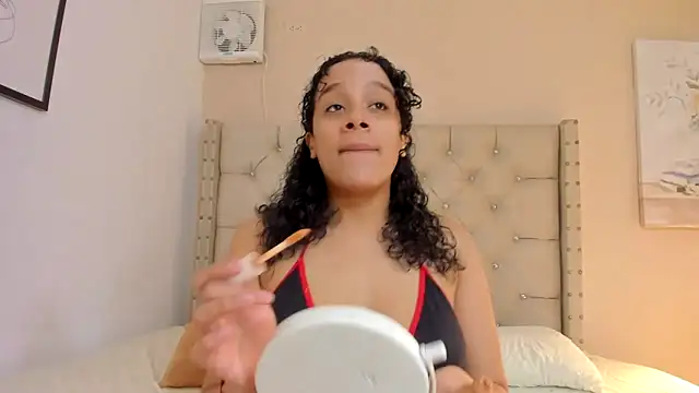 vanesasexyhot21 online show from 04-08-26, 02:22