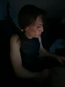 Snapshot of kikiwonderbar chatting on 02-19-26, 06:09 kikiwonderbar online show from 02-19-26, 06:09