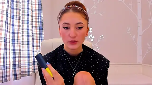 AniaGray online show from 01-31-25, 10:20