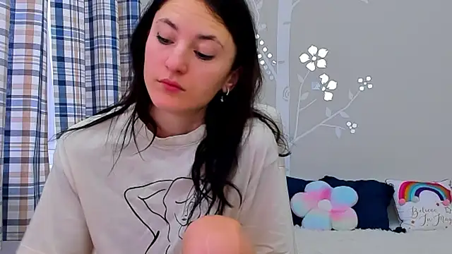 AniaGray online show from 02-15-25, 06:44