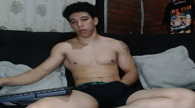 Snapshot of ethan_noir chatting on 01-13-25, 04:39 ethan noir online show from 01-13-25, 04:39