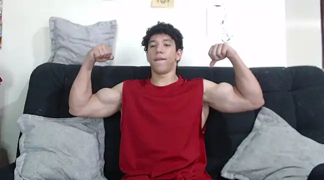 Snapshot of ethan_noir chatting on 03-07-25, 08:11 ethan noir online show from 03-07-25, 08:11