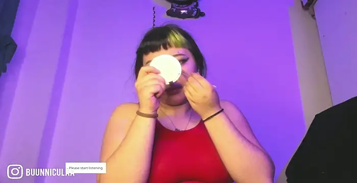 larissa01  online show from 03-05-26, 01:18