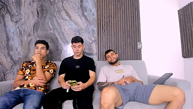 hot day online show from 03-01-25, 01:53