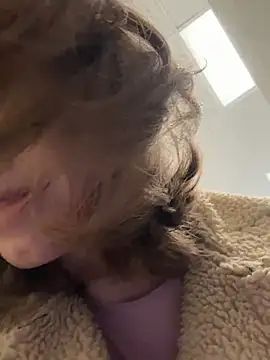 Street young online show from 12-20-24, 01:33