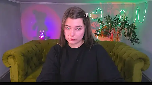 Snapshot of _Sun_Shy_ chatting on 01-27-25, 09:13 Sun Shy online show from 01-27-25, 09:13