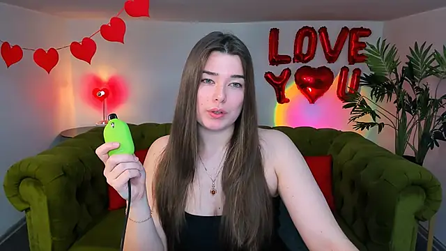 Snapshot of _Sun_Shy_ chatting on 02-15-25, 11:14 Sun Shy online show from 02-15-25, 11:14