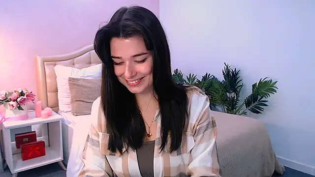 Snapshot of _Sun_Shy_ chatting on 12-03-25, 01:31 Sun Shy online show from 12-03-25, 01:31