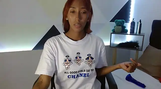 ZashaRomero online show from 02-20-25, 10:04