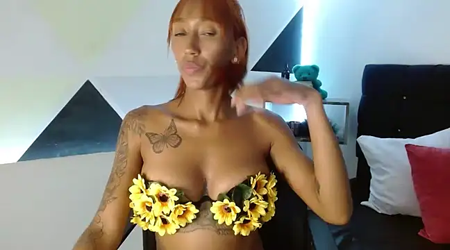 ZashaRomero online show from 03-08-25, 02:01