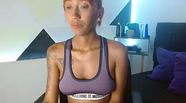 ZashaRomero online show from 03-08-25, 09:51