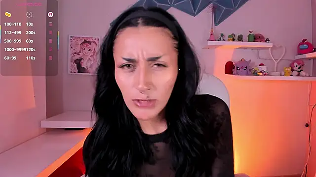 Valkiria ponce online show from 06-05-26, 05:03