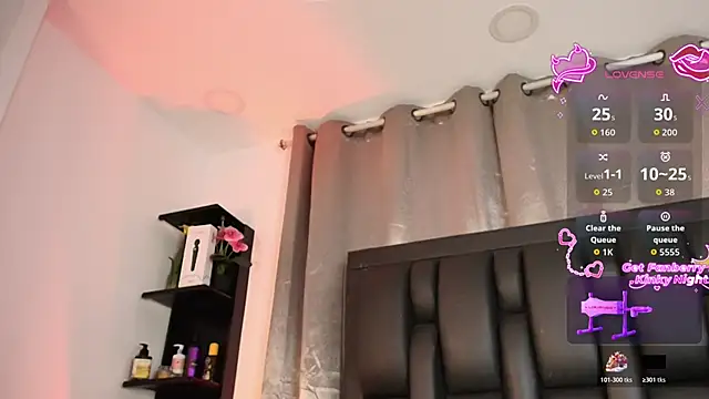 SaraRoy  online show from 05-26-26, 11:56
