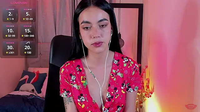 Snapshot of samy_lewis chatting on 12-13-24, 11:17 samy lewis online show from 12-13-24, 11:17