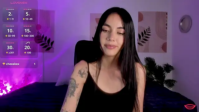 Snapshot of samy_lewis chatting on 11-06-25, 04:13 samy lewis online show from 11-06-25, 04:13