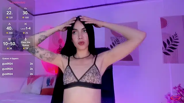 Snapshot of samy_lewis chatting on 11-26-25, 07:09 samy lewis online show from 11-26-25, 07:09