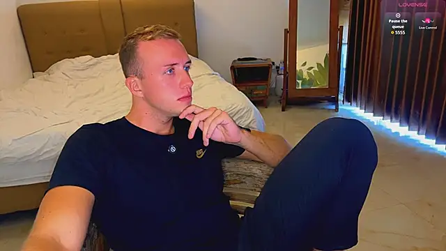 tommy cumfinger online show from 06-17-26, 01:41