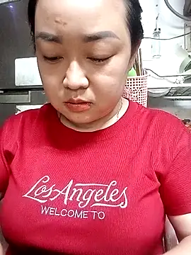 VyOanh2K online show from 10-11-25, 08:35