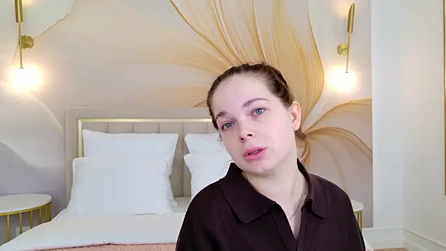 DeniseReese online show from 09-24-25, 02:04