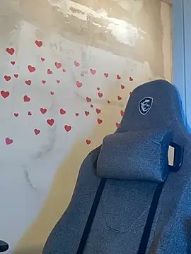 GraceTorrez online show from 03-10-25, 08:04