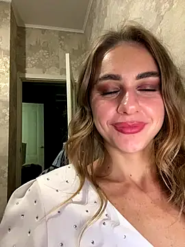 GraceTorrez online show from 09-20-25, 04:24