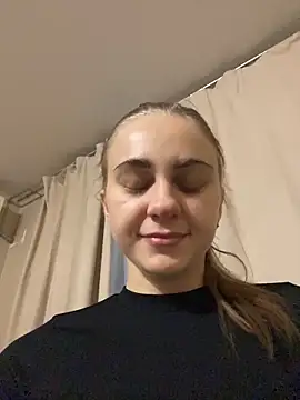 GraceTorrez online show from 10-29-25, 07:48