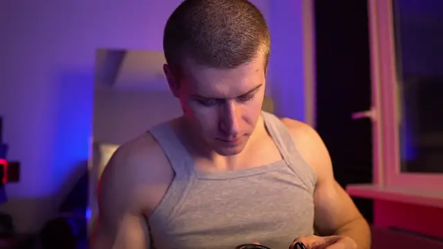 Bruno Banani online show from 09-27-25, 07:19