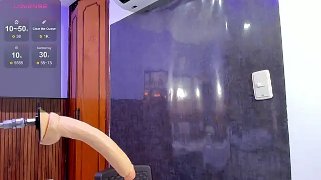 zyle boobs online show from 03-16-25, 07:38